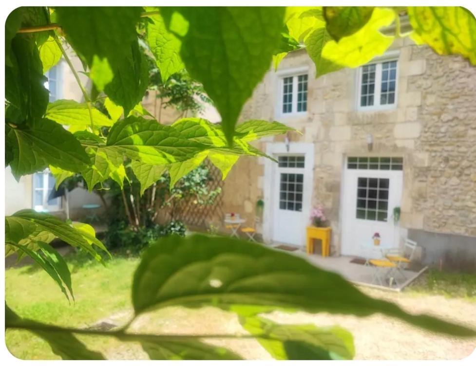 Le Cocoon Dore Poitiers Exterior foto